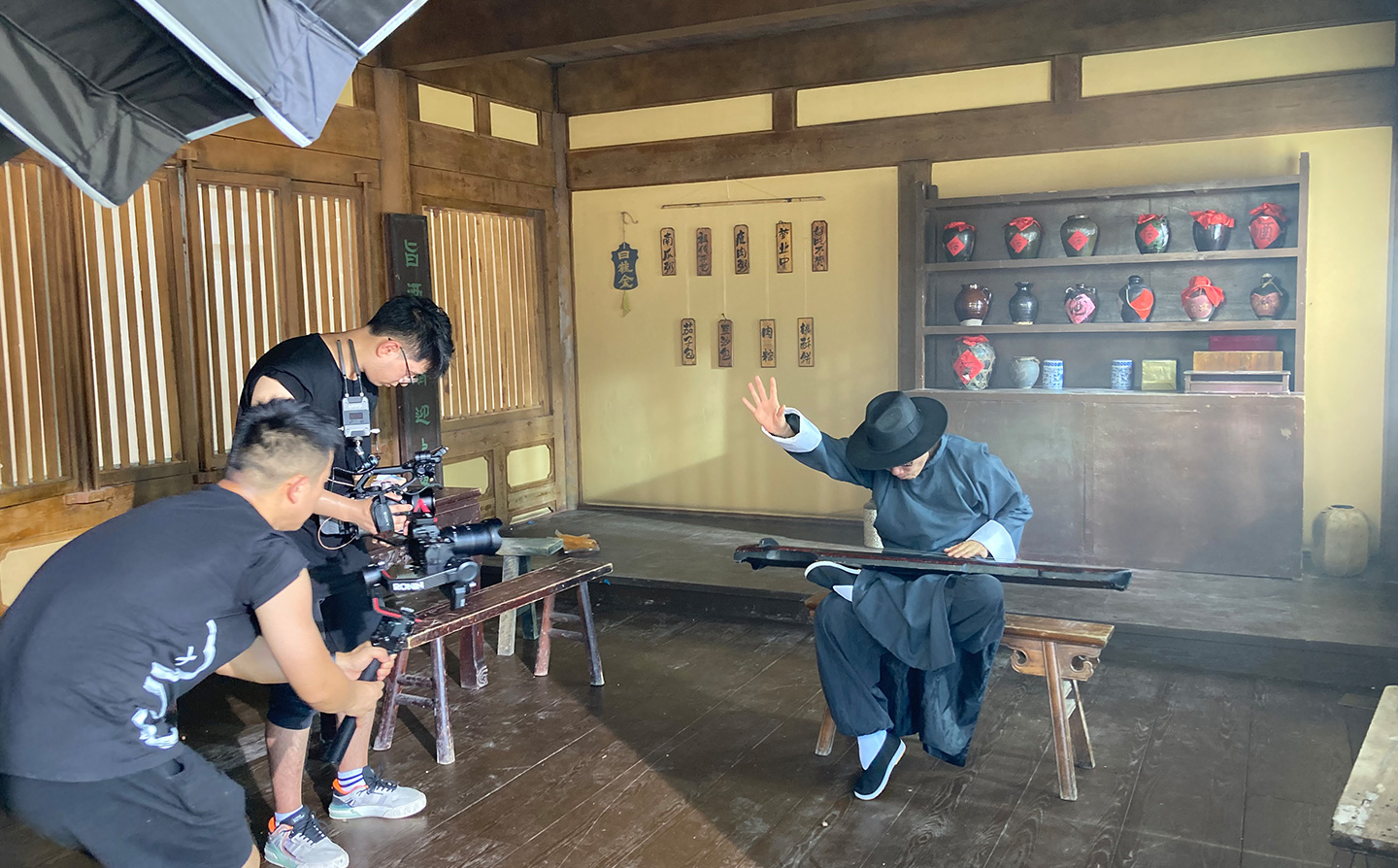 宣传片上加音乐让其变得有新意